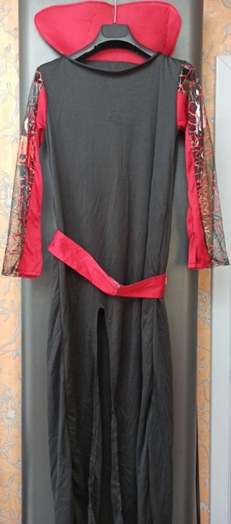 robe Halloween, Enlèvement ou Envoi, Comme neuf, 146 à 152, Fille