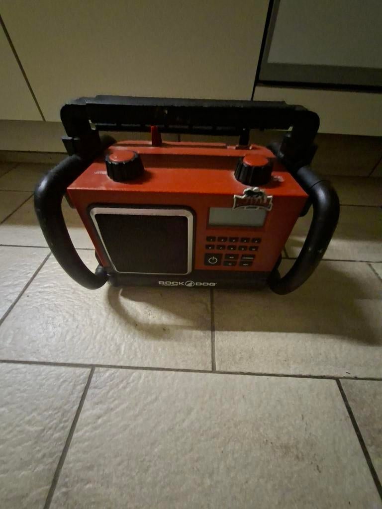 Werfradio, Ophalen