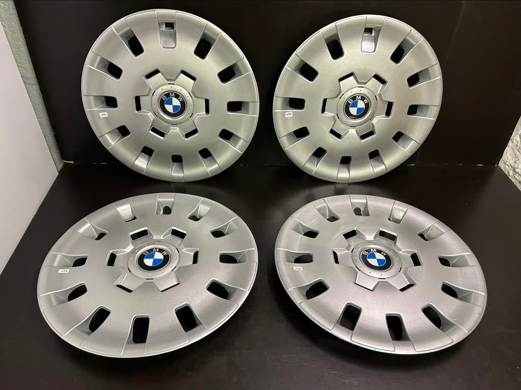 4 wieldoppen voor BMW E36 E46 en andere voertuigen in 15", Ophalen of Verzenden, Zo goed als nieuw
