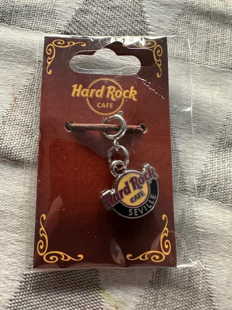 Hard Rock Café classic logo charm, Ophalen of Verzenden, Zo goed als nieuw, Merk