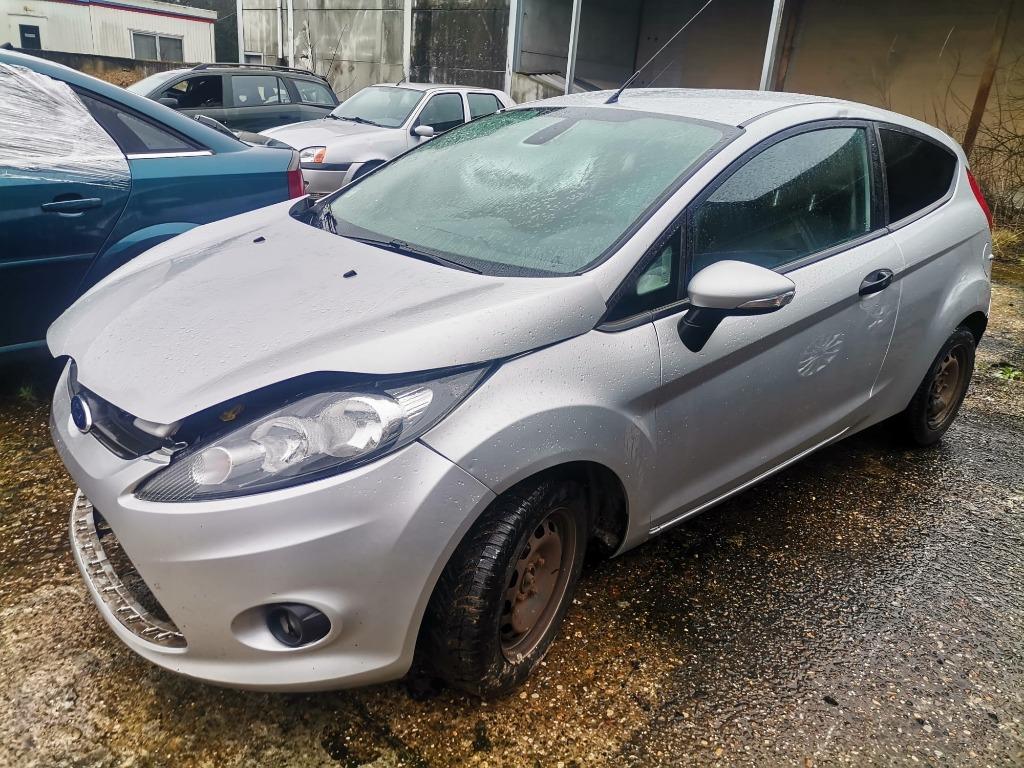 Voiture accidentée Ford Fiesta TDCI 2012, Argent ou Gris, Boîte manuelle, Autre carrosserie, Diesel