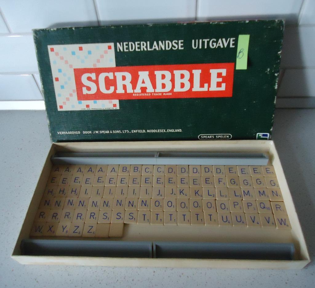 Vintage "Scrabble" van Spear's Spelen in prima staat !, Hobby en Vrije tijd, Een of twee spelers, Ophalen of Verzenden, Zo goed als nieuw