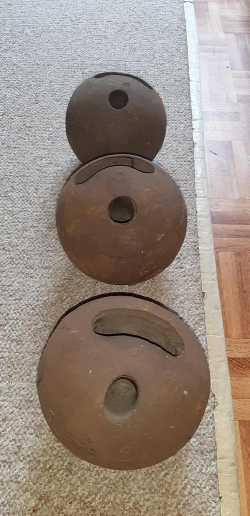 Oude bowlingballen, Ophalen