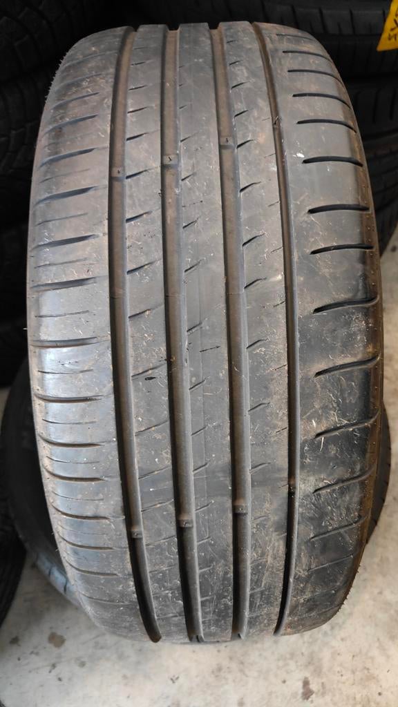 Nexus 225/50 r17, Enlèvement ou Envoi