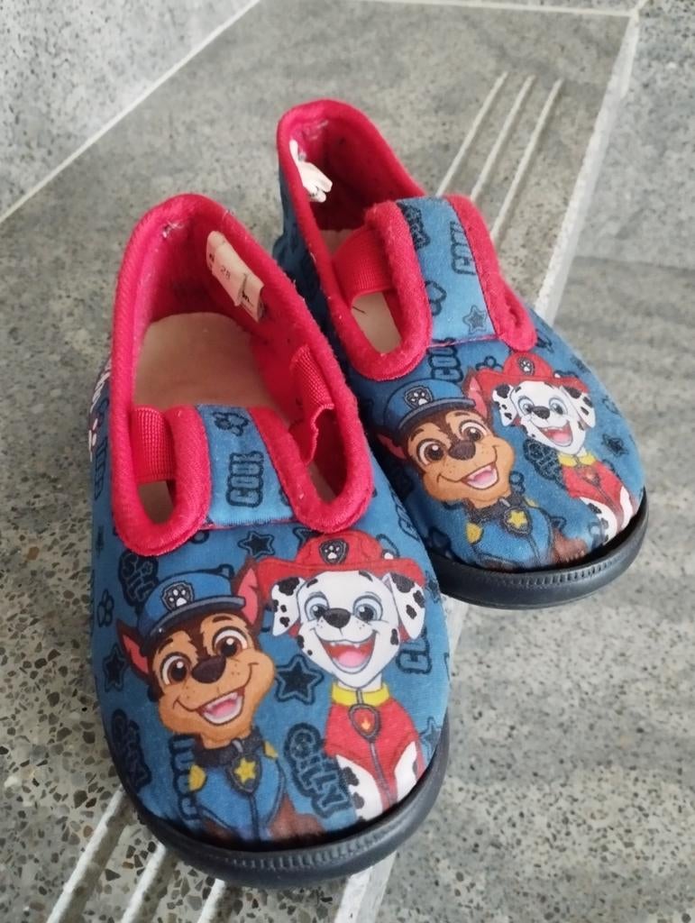 Pantoffels Paw Patrol maat 28, Kinderen en Baby's, Ophalen of Verzenden, Zo goed als nieuw