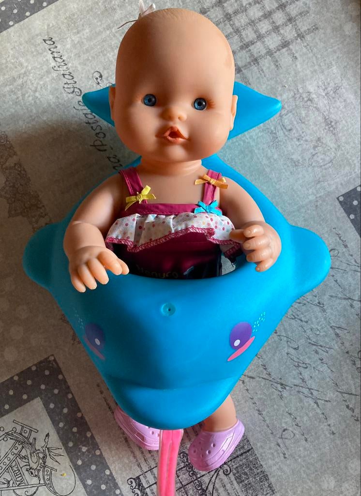 Ma petite poupée Nenuco pour le bain., Enlèvement ou Envoi, Comme neuf