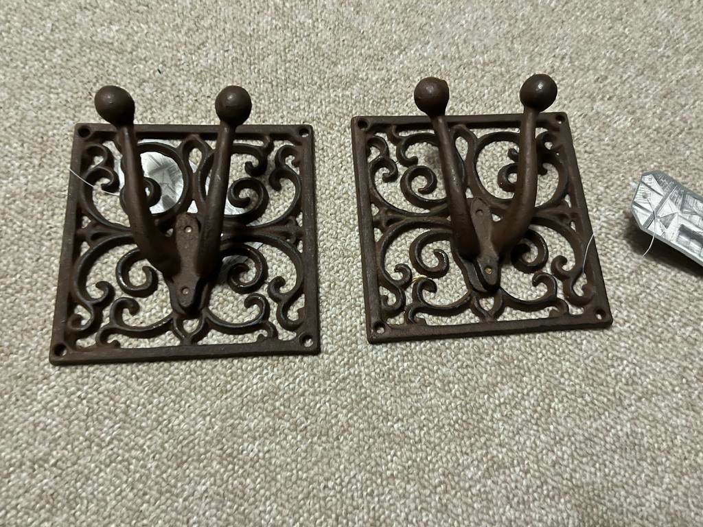 2 handgegoten gietijzeren kapstok met 2 haken, Wandhaken, Nieuw, Ophalen of Verzenden, Minder dan 100 cm