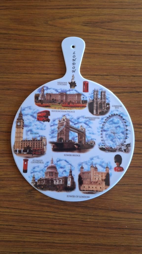 London (kaas) schotel uit kunststof., Verzamelen, Ophalen of Verzenden, Zo goed als nieuw