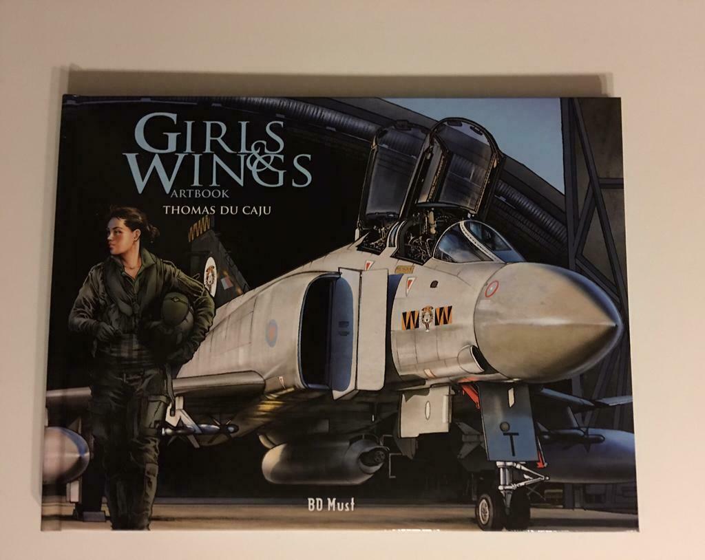 Girls & wings artbook thomas du caju hardcover L348, Eén stripboek, Ophalen of Verzenden, Nieuw