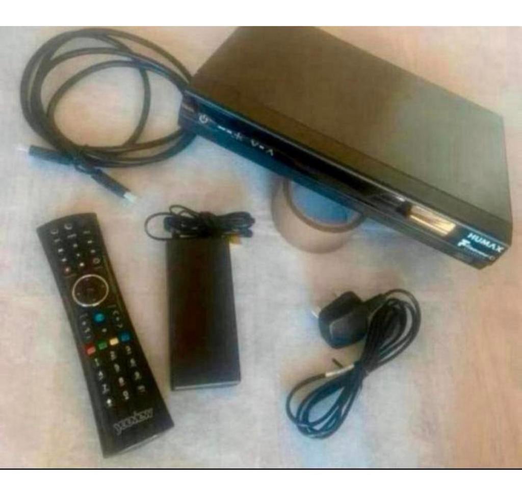 HUMAX HDR-1800T Freeview HD Smart Digitale TV-recorder 500GB, Audio, Tv en Foto, Decoders en Harddiskrecorders, Ophalen of Verzenden