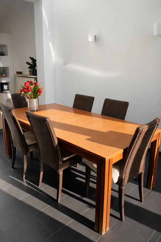 Eettafel en stoelen, Ophalen, Gebruikt, 8 stoelen of meer