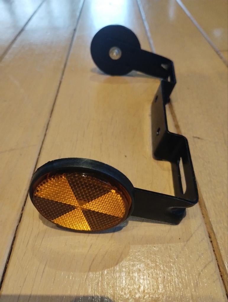 Nummerplaatbeugel met zijreflectors (NOS), Ophalen, Nieuw