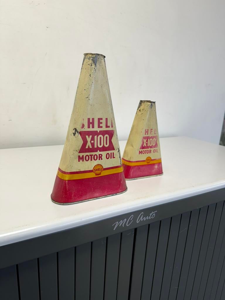 SHELL X-100 zeldzaam triangel blik, Verzamelen, Ophalen of Verzenden, Gebruikt, Verpakking