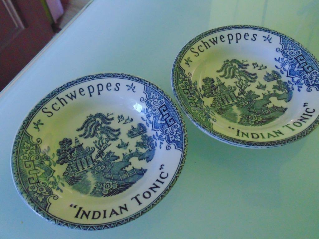 Ramasse monnaie Schweppes Indian Tonic " en faïence, Enlèvement ou Envoi, Comme neuf, Autres types