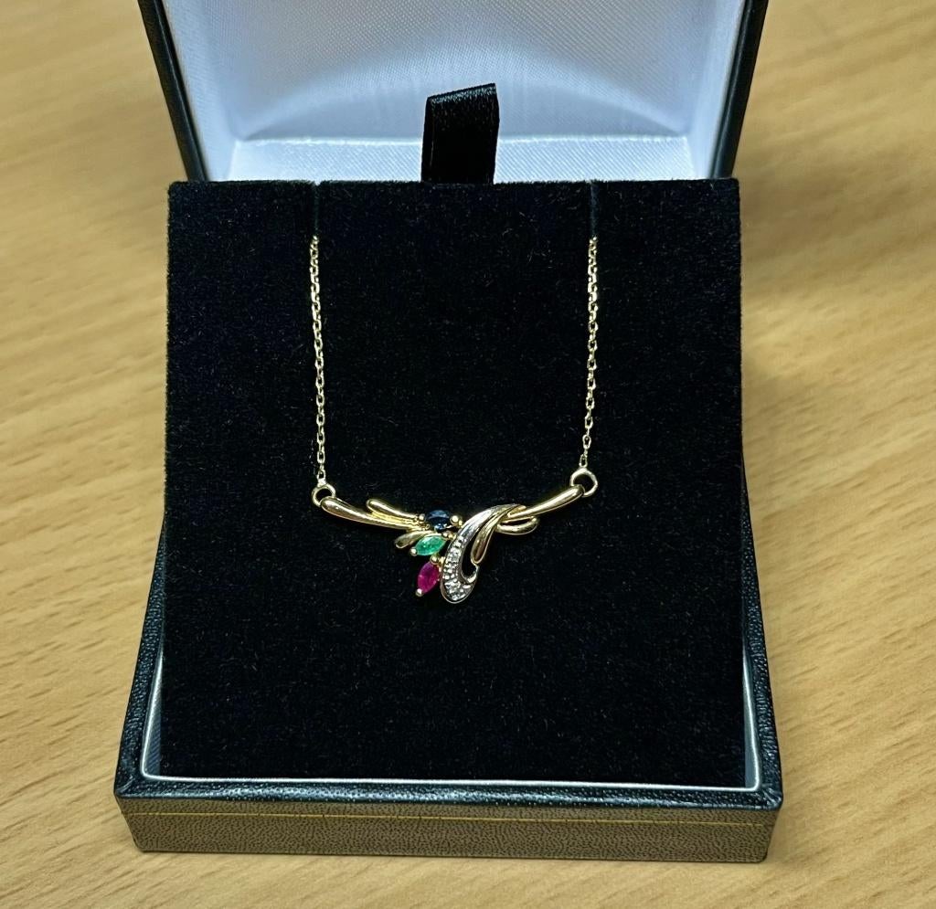 Hangerketting 18 karaat goud, diamant, saffier, smaragd, Ophalen, Zo goed als nieuw, Met edelsteen, Goud