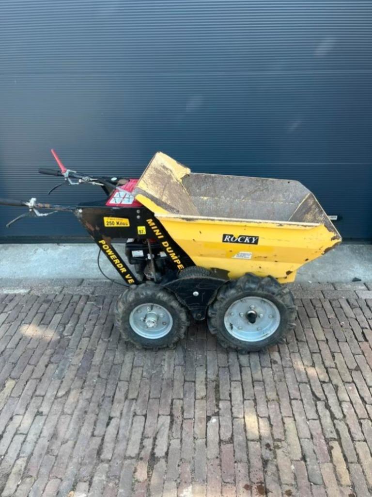 Te huur: rocky dumper motor kruiwagen 250kg, Zakelijke goederen, Machines en Bouw | Kranen en Graafmachines, Ophalen, Dumper