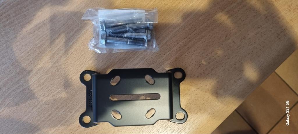 Gps Beugel nieuw in verpakking voor motor, Motoren, Accessoires | Navigatiesystemen, Ophalen, Nieuw