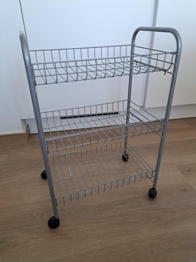Desserte en métal à roulettes, 25 à 50 cm, Comme neuf, Enlèvement, Moins de 50 cm