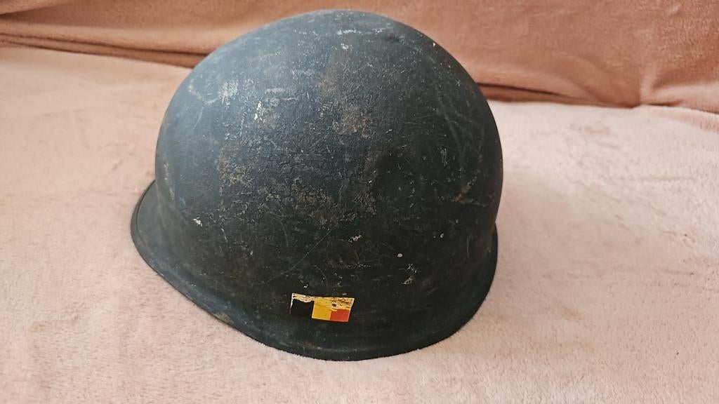 Casque militaire belge