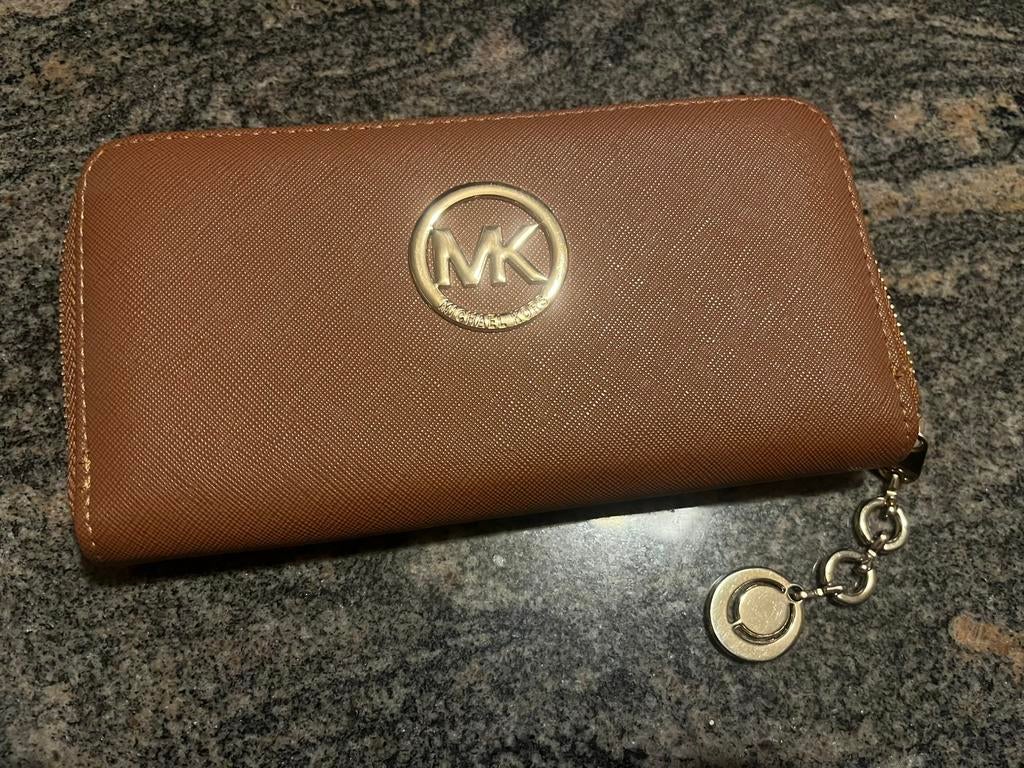 Michael Kors portemonnee, Handtassen en Accessoires, Ophalen, Zo goed als nieuw