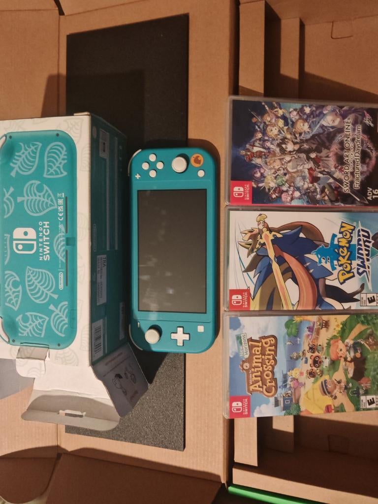 Nintendo Switch Lite: Animal Crossing Edition + 3 spellen, Consoles de jeu & Jeux vidéo, Jeux | Nintendo Switch, Online, Enlèvement ou Envoi