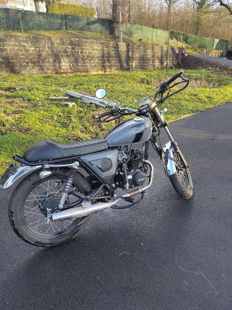 MASH 50 permis AM, 5 vitesses, 49 cm³, Comme neuf, Classe B (45 km/h)