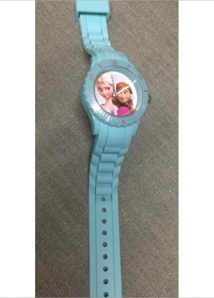 Montre solide gelée., Bijoux, Sacs & Beauté, Enlèvement ou Envoi, Comme neuf, Bleu, Fille