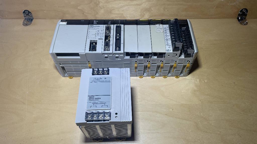 Omron PLC, Elektronische apparatuur, Ophalen, Gebruikt