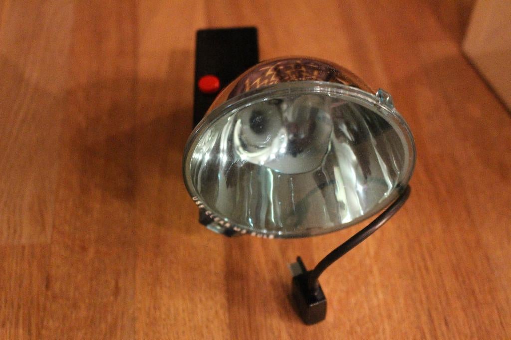 FLASH POLAROID FLASGHUN 268 - ETAT IMPECCABLE !, TV, Hi-fi & Vidéo, Photo | Flash, Enlèvement, Comme neuf, Autres marques, Inclinable