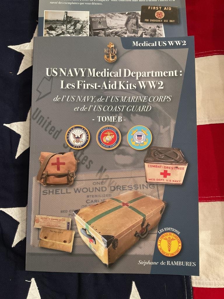 Les First aid kits WW2 de L’U Navy, Collections, Enlèvement ou Envoi, Livre ou Revue