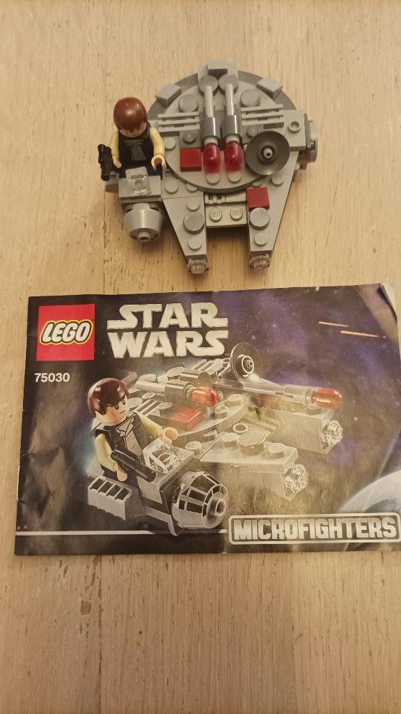 LEGO Star Wars 75030 - Millennium Falcon, Ophalen of Verzenden, Zo goed als nieuw, Complete set, Lego