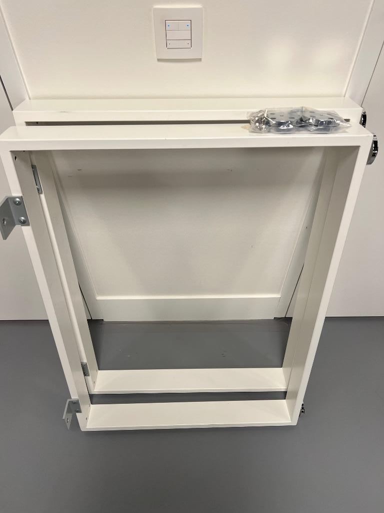 Tafelpoten bureau design, ringvorm, Ophalen