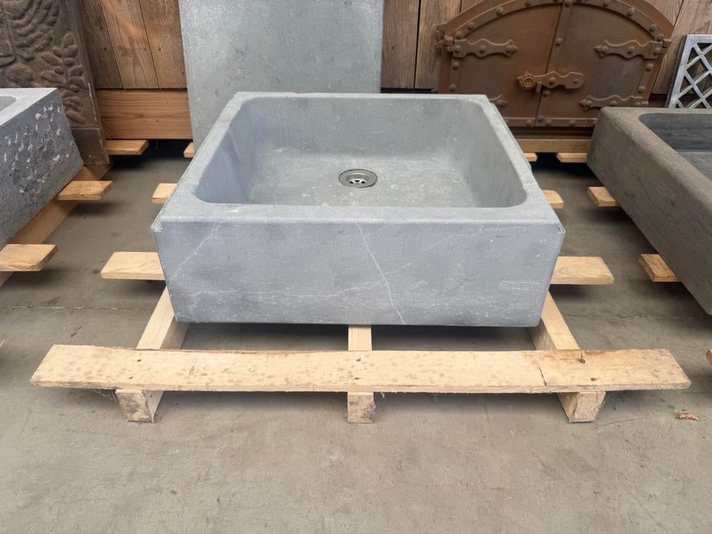 Beau lavabo ancien en pierre bleue, évier en pierre bleue, Lavabo ou Évier, Moins de 25 cm, Moins de 100 cm, Comme neuf