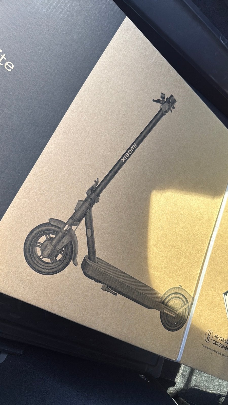 xiaomi Elite E-step long range gloed nieuw in de doos, Fietsen en Brommers, Steps, Ophalen, Nieuw, Elektrische step (E-scooter)
