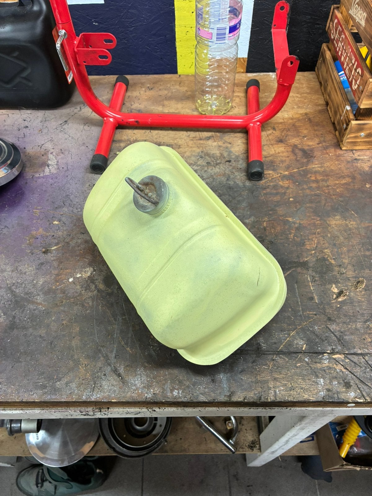 Lambretta benzine tank, Vélos & Vélomoteurs, Enlèvement, Utilisé, Essence