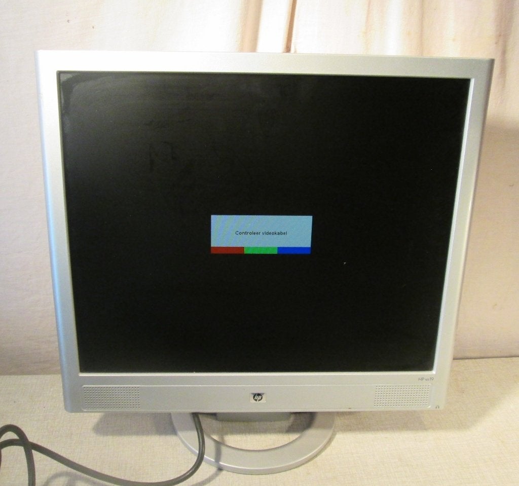 Goede Monitor / Beeldscherm van HP - 48cm, Computers en Software, Ophalen of Verzenden, Zo goed als nieuw