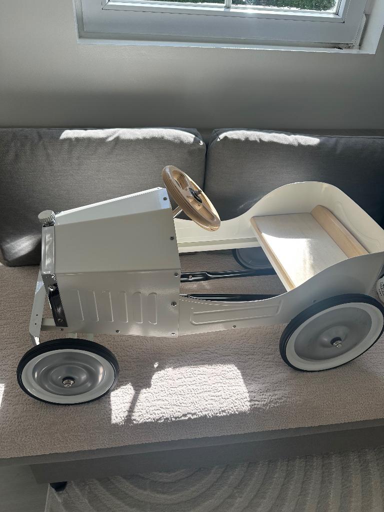 Voiture enfant, Enlèvement, Neuf
