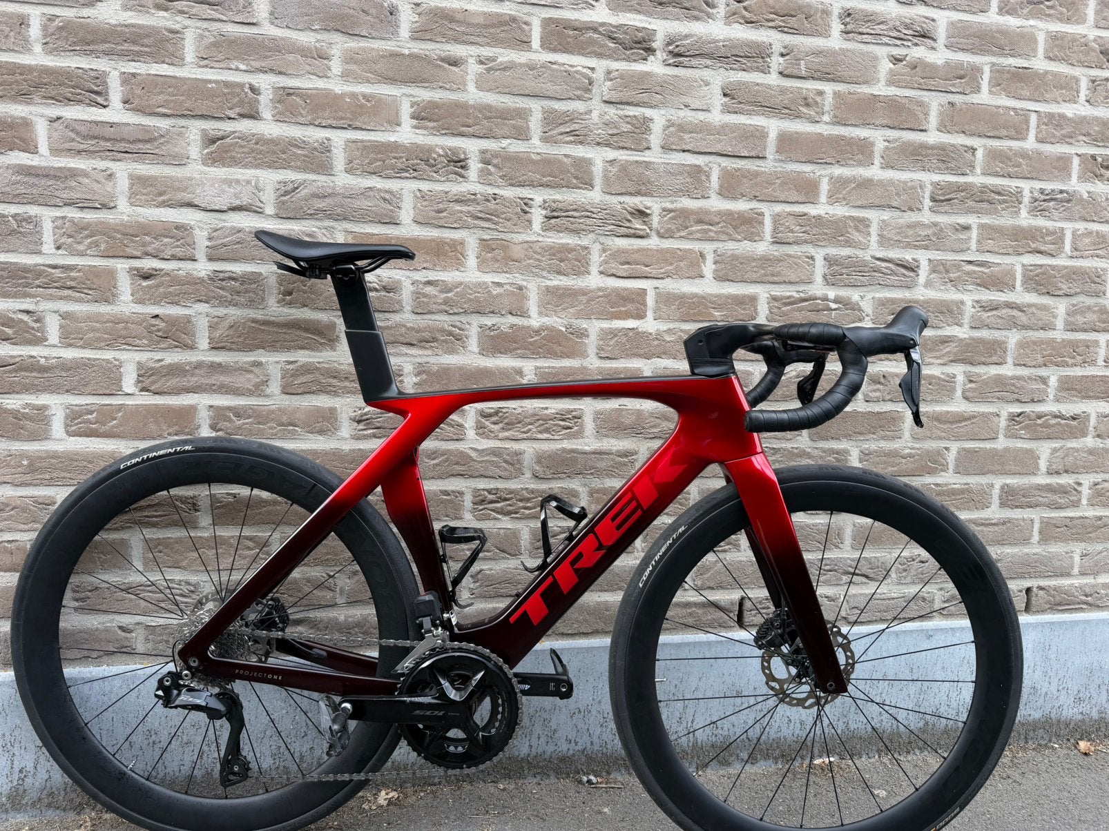 Trek Madone SLR 6 Gen 7 Di2 maat 56, Enlèvement ou Envoi, Comme neuf