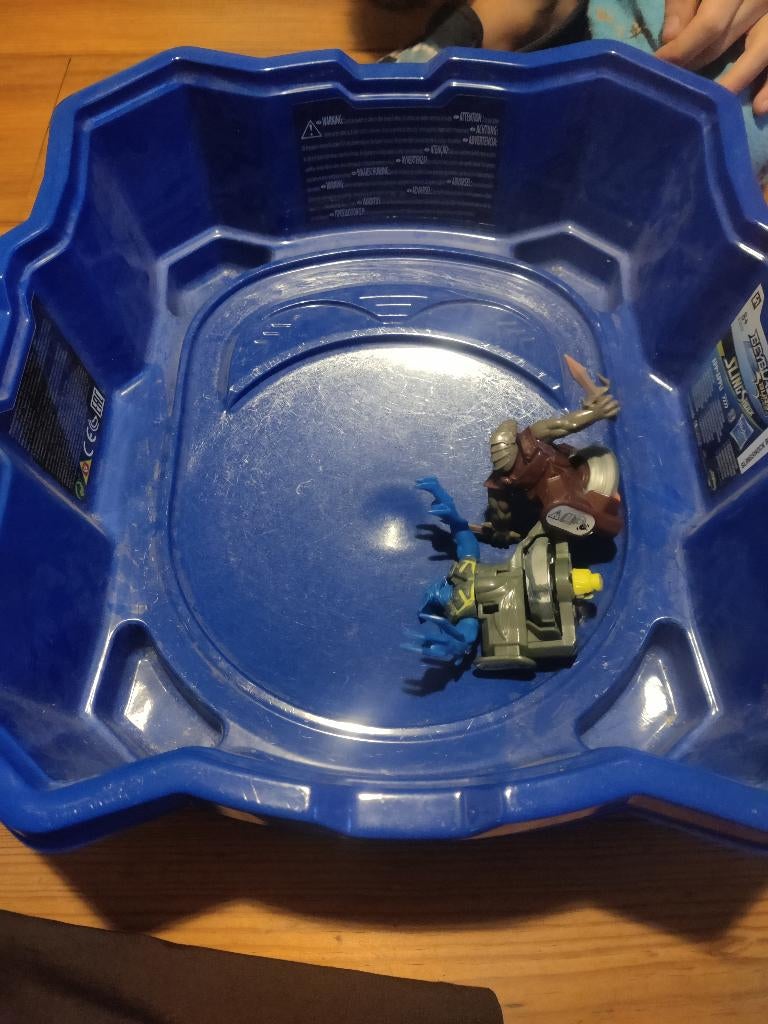 Beyblade stadion, Verzamelen, Speelgoed, Ophalen, Zo goed als nieuw