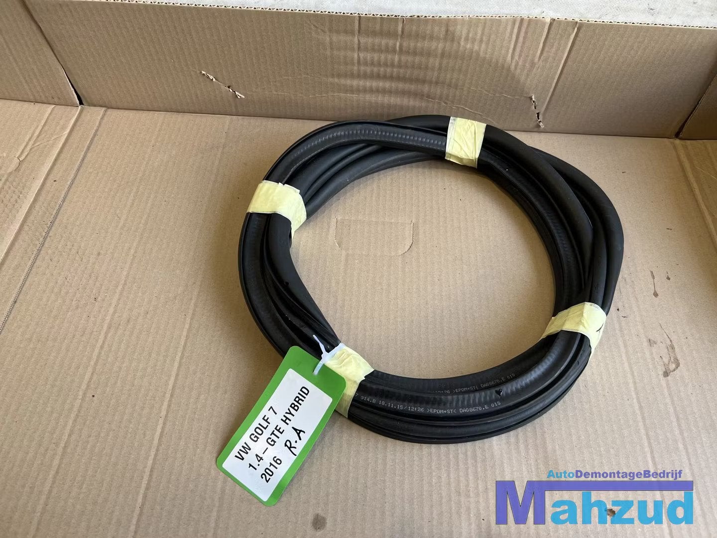 VW GOLF 7 Deurrubber portierrubber rechts achter 2012-2019, Gebruikt, Volkswagen, Volkswagen AG, Vw@volkswagen.de