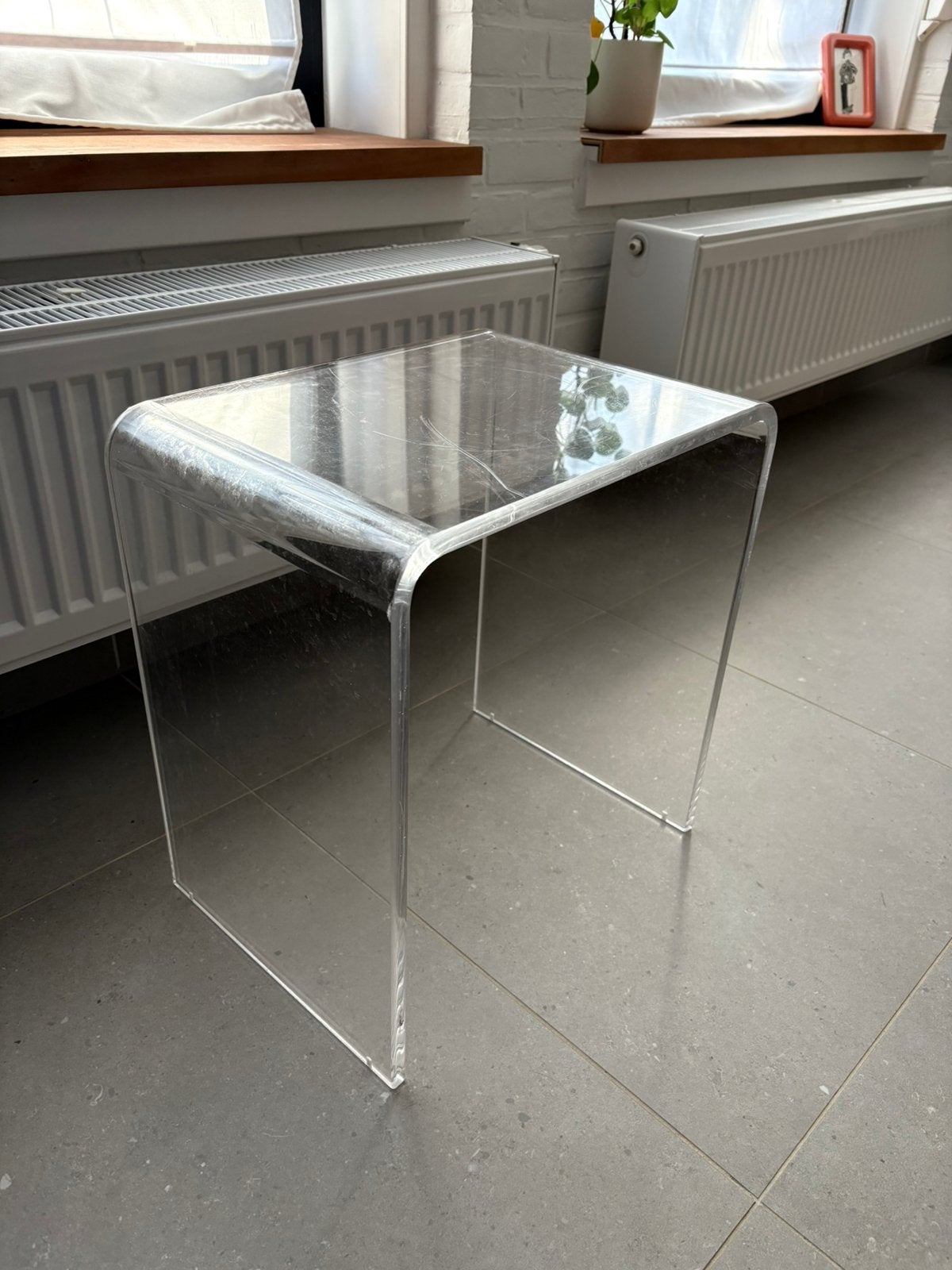 Transparant designmeubel in plexiglas, Ophalen, Gebruikt, 5 – 50, Minder dan 50 cm
