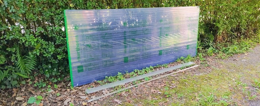 Toit polycarbonate 2 plaques pergola 2,5m sur 0,98m, Bricolage & Construction, Tuiles & Revêtements de toit, Neuf, Autres couleurs