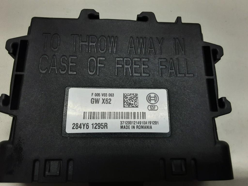 UNITE ELECTRONIQUE Renault Master III (FV) (284Y61295R), Renault, Mevr. I. Hauben, Utilisé, Rue de l'Espoir 34 34
4030  GRIVEGNÉE, BE