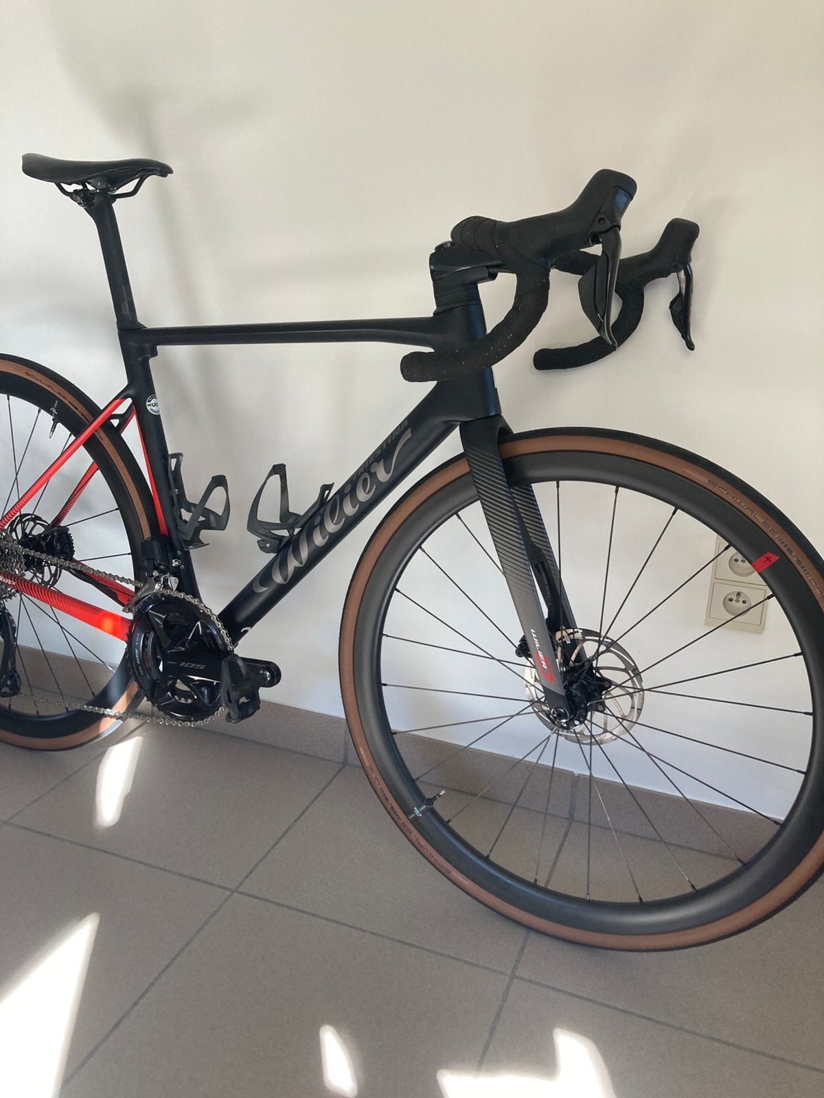 Wilier racefiets volledig in orde!, Fietsen en Brommers, Ophalen, Zo goed als nieuw, Carbon