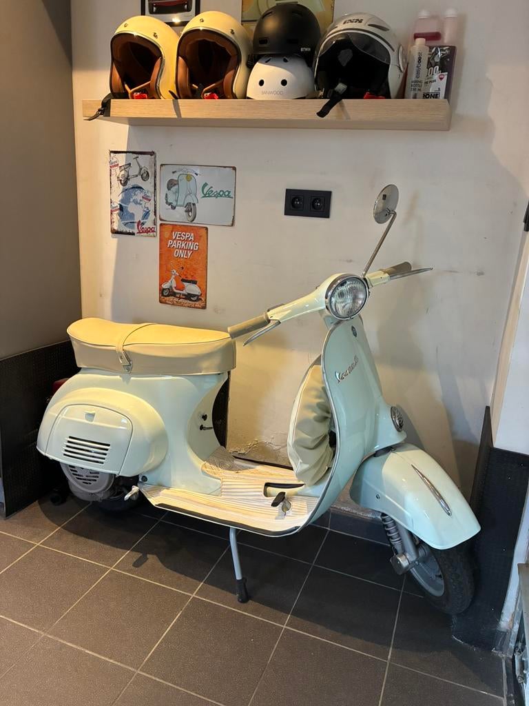 Vespa 50 R, Vélos & Vélomoteurs, Enlèvement, Comme neuf, Électrique