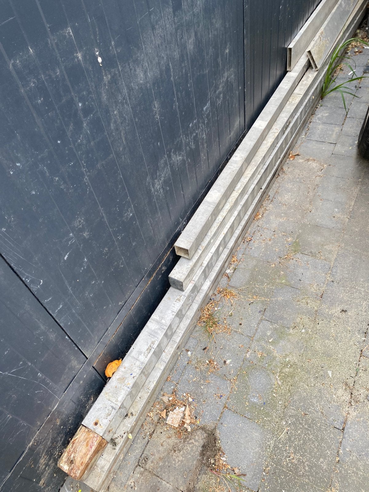 Profilés de maçonnerie en aluminium, Enlèvement, Utilisé