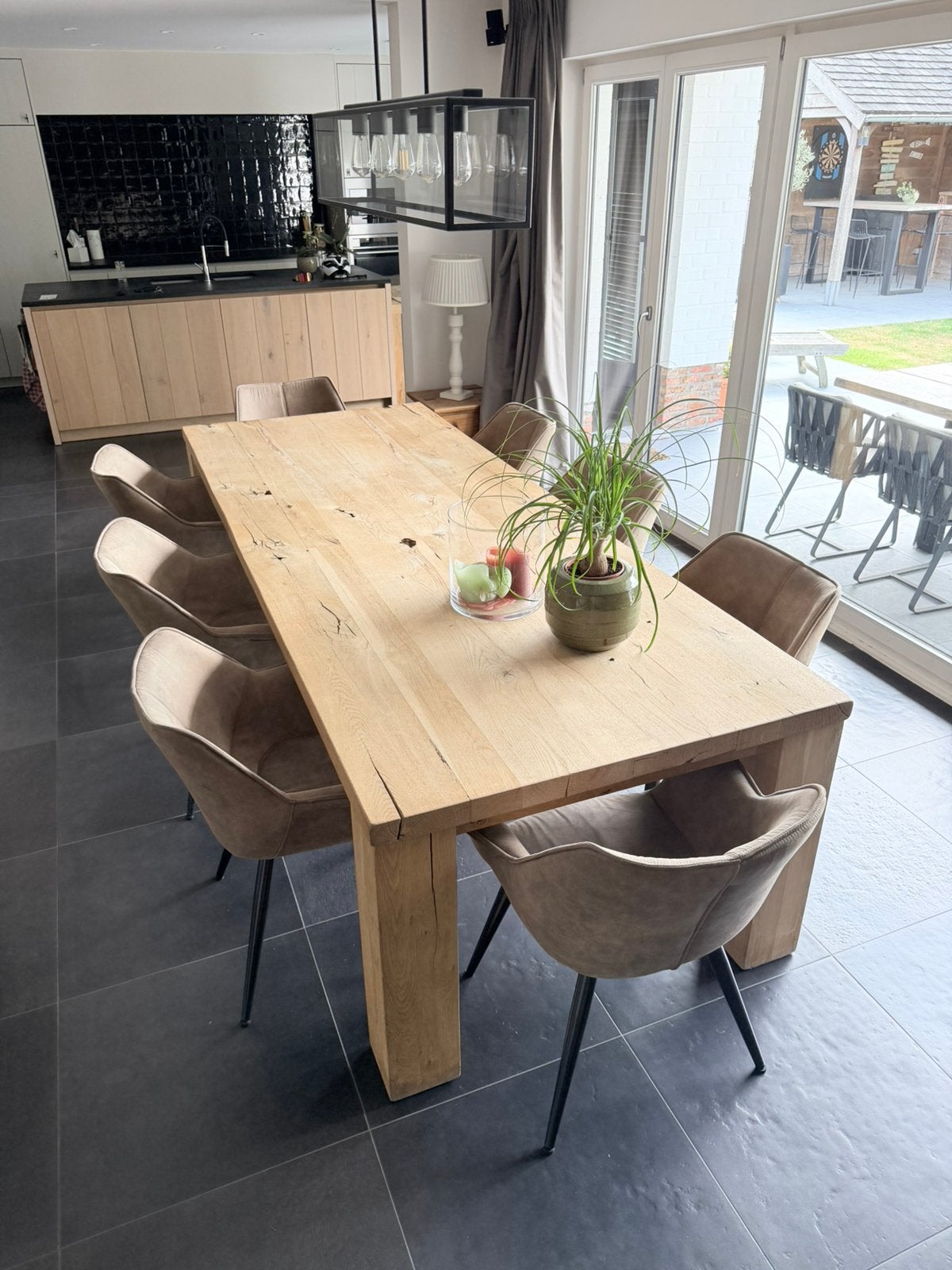 Mega mooie voleiken tafel, Ophalen, Zo goed als nieuw