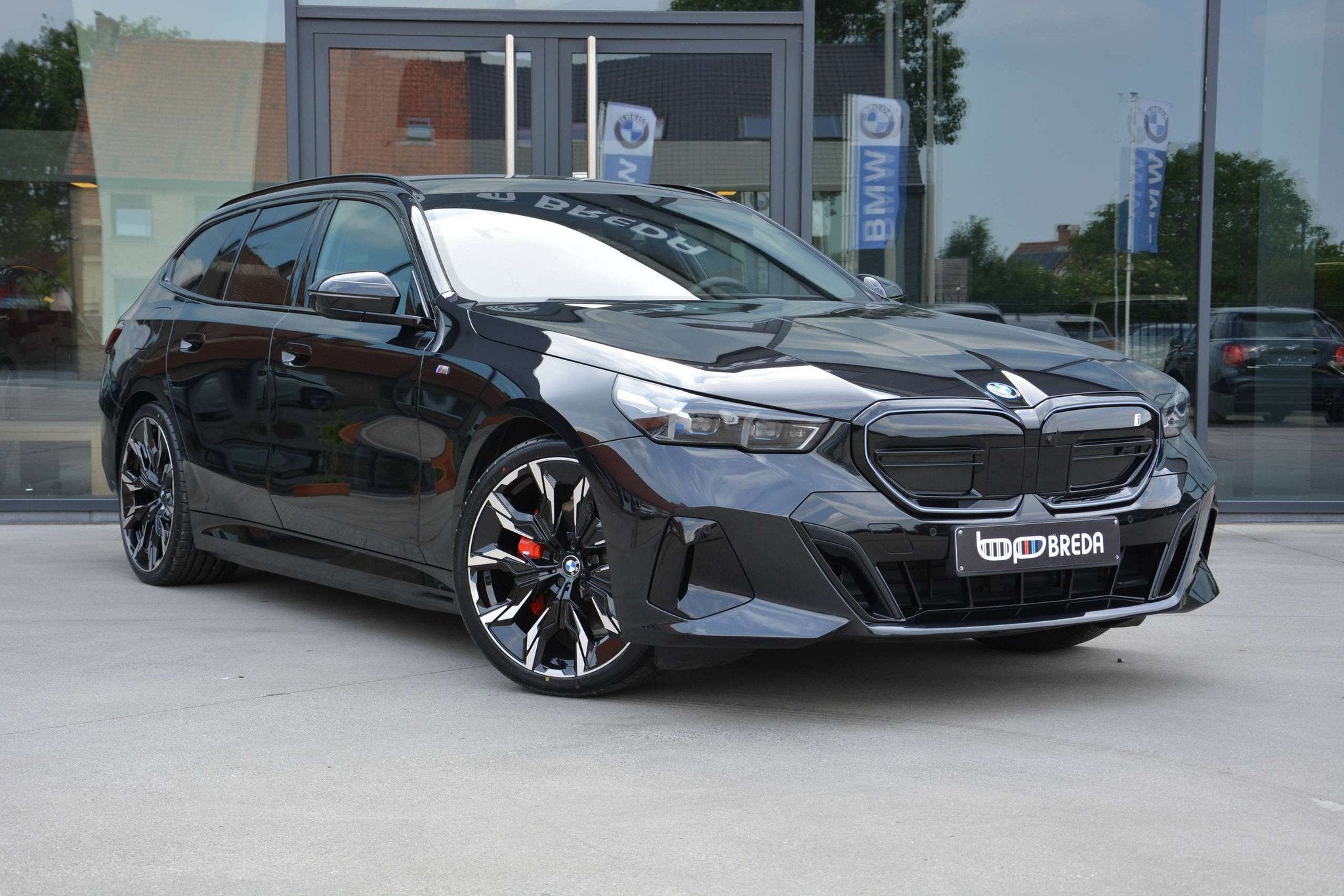 BMW i5 Touring eDrive40 M Sport Pro/INTGR STR/PANO/ACC/HUD, Autos, Cuir, Achat, Entreprise, Noir