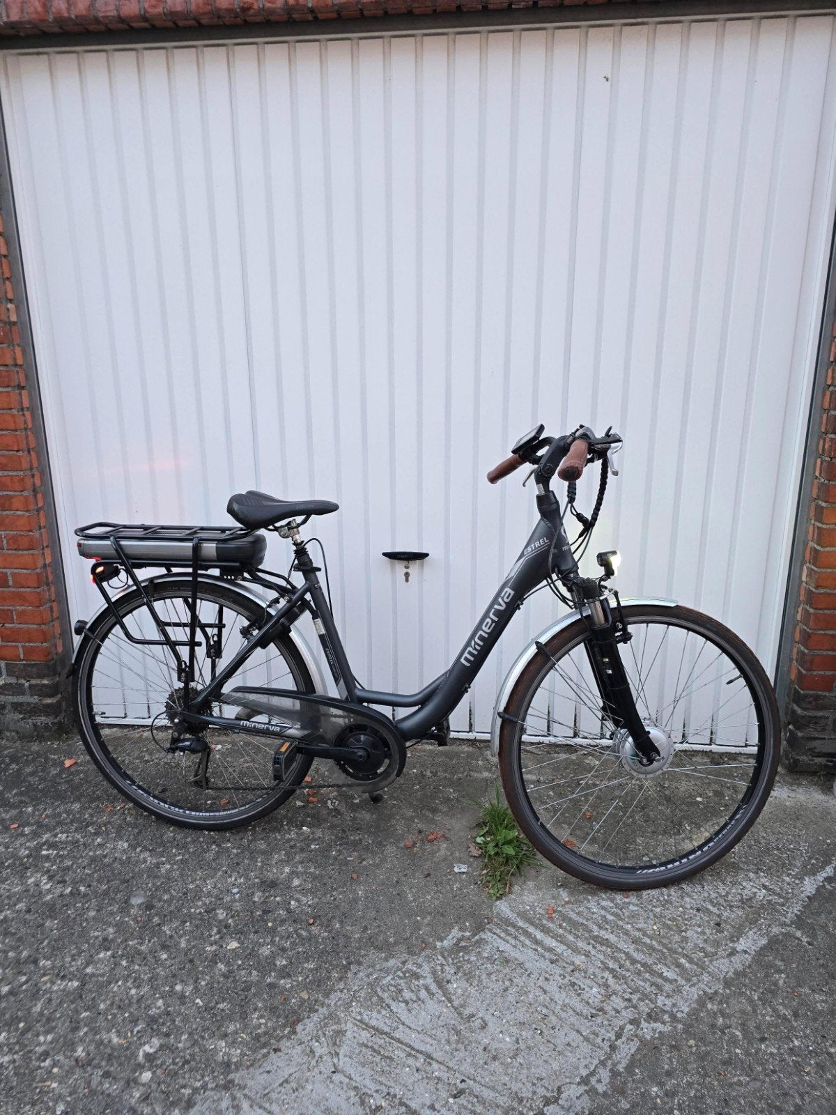 Vélo électrique Minerva, Vélos & Vélomoteurs, Enlèvement