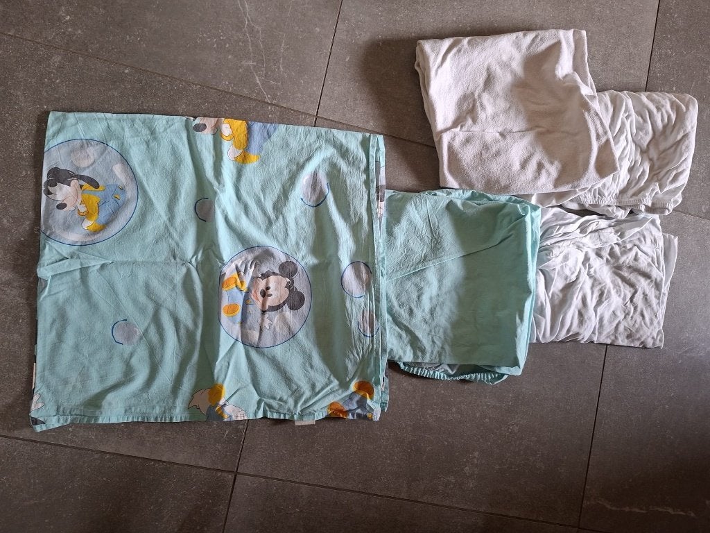 Draps de lit enfant, Garçon ou Fille, Comme neuf, Bande de rabat, Protège-matelas